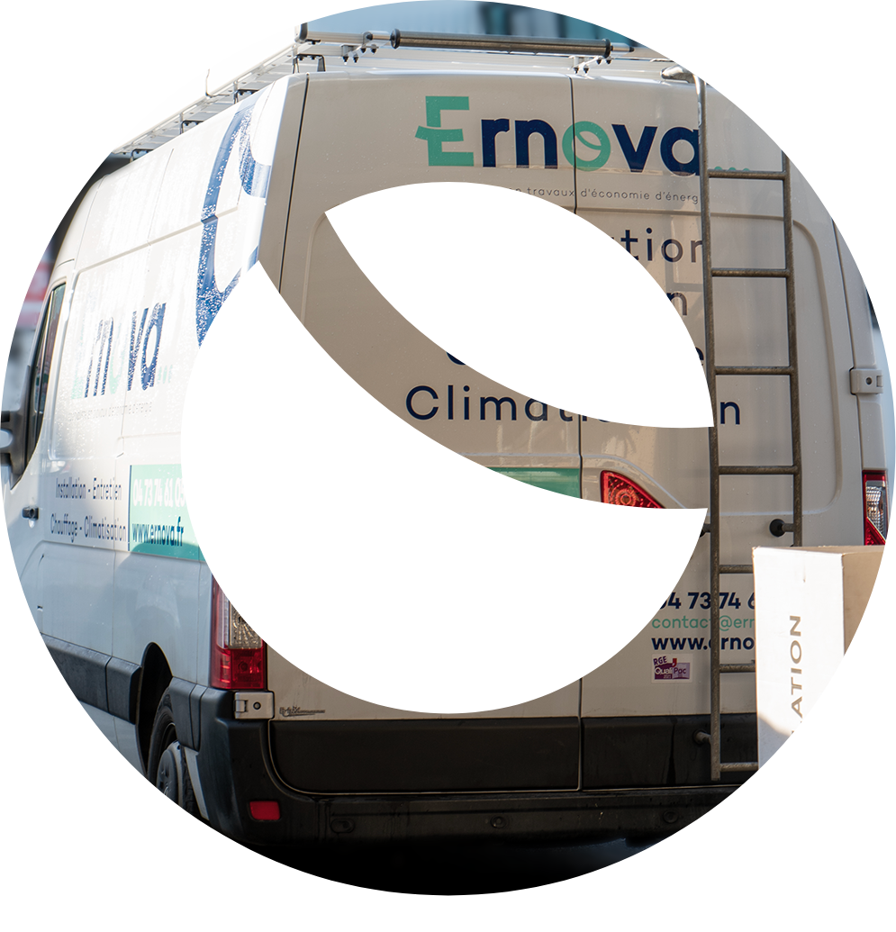 Camion Ernova, chauffagistes et installateurs de climatisation