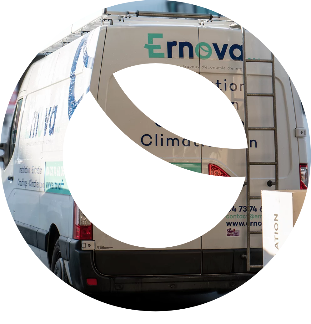 Camion Ernova, chauffagistes et installateurs de climatisation